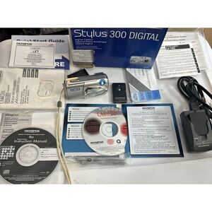 Olympus Stylus 300 3.2MP Digital Camera Silver WONT POWER ON‎ **READ DESC**